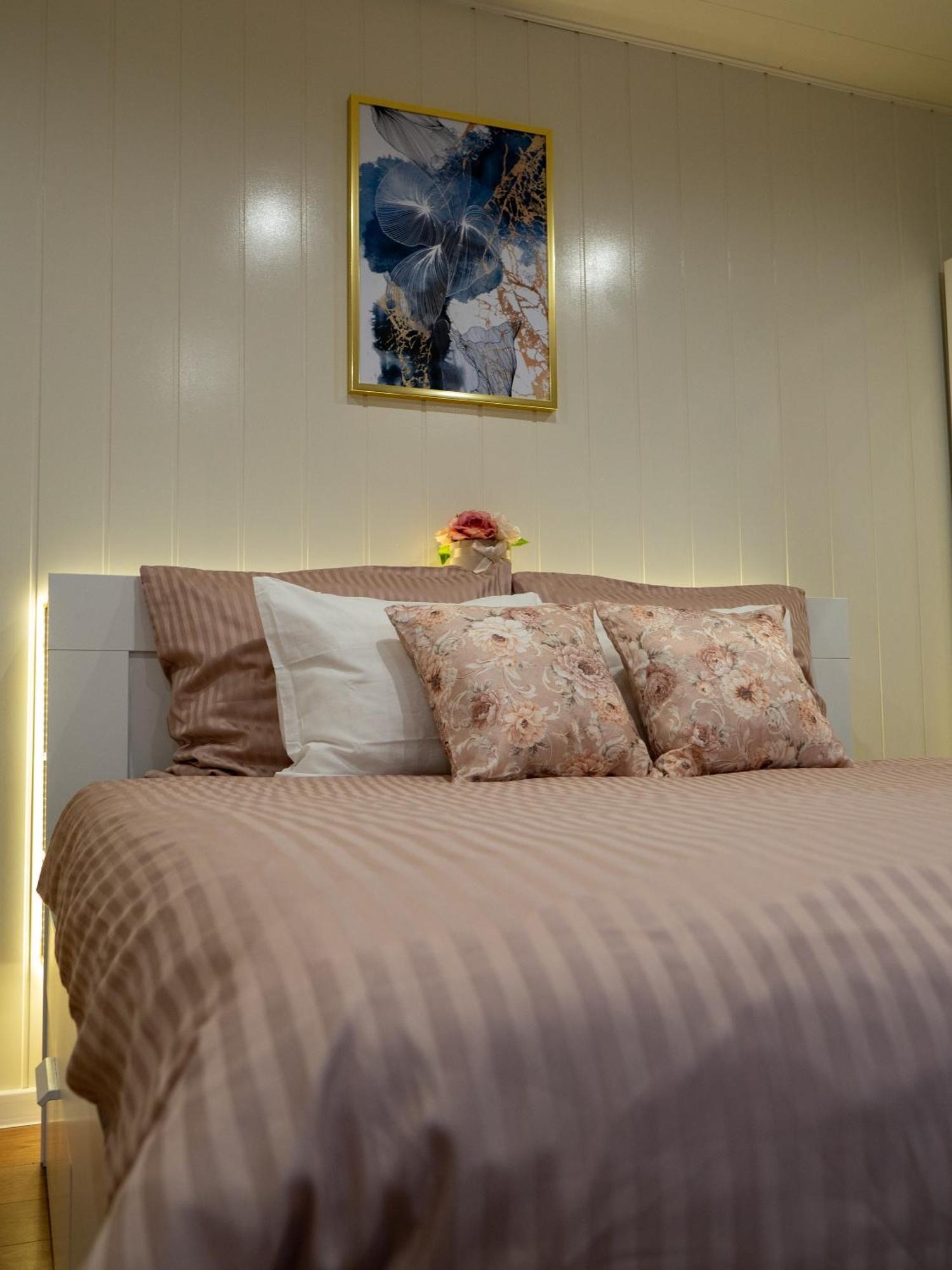 צ'סטוצ'ובה Apartament Classic Comfort Aleja Nmp 8 - Free Parking מראה חיצוני תמונה